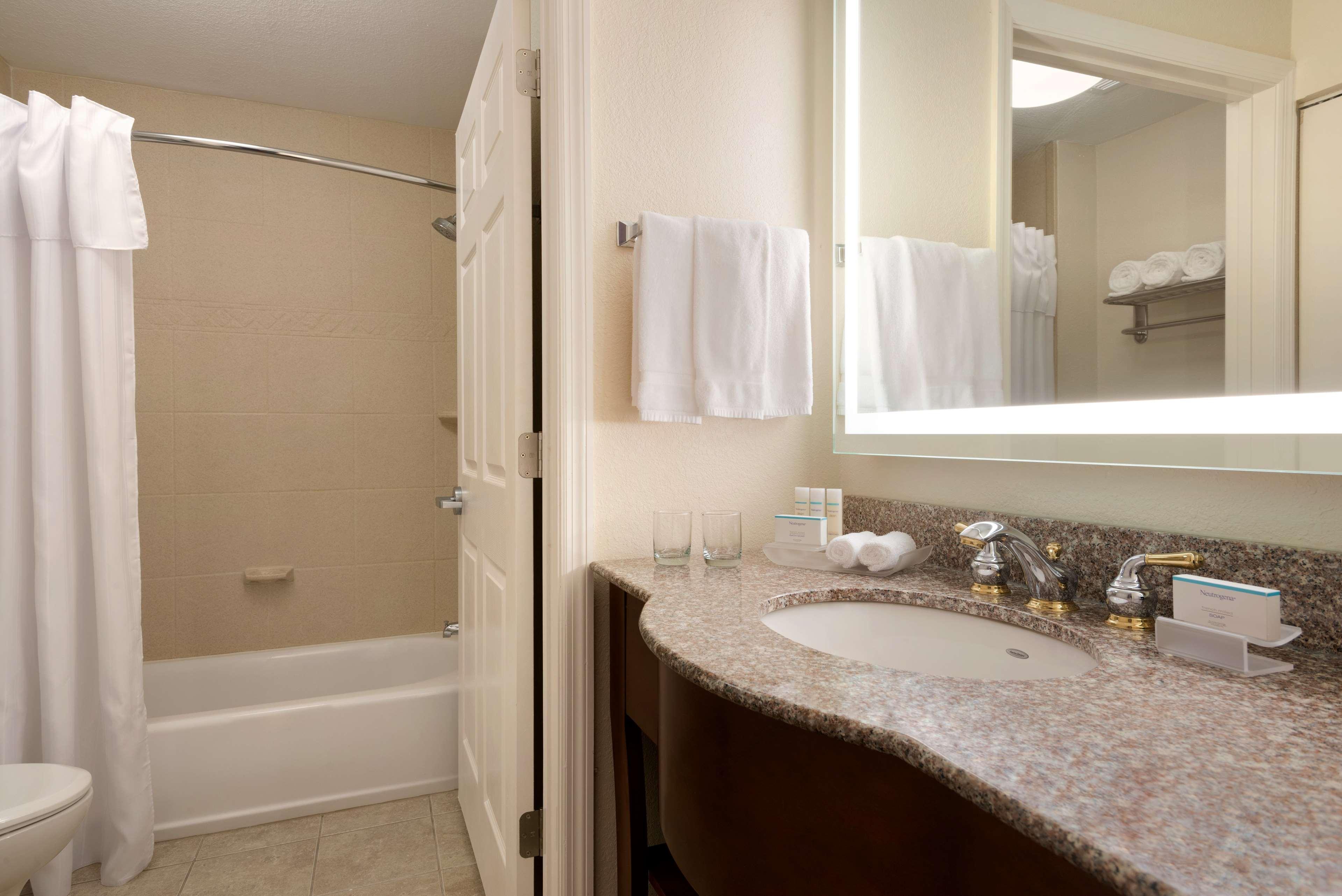 Homewood Suites Jacksonville Deerwood Park Экстерьер фото