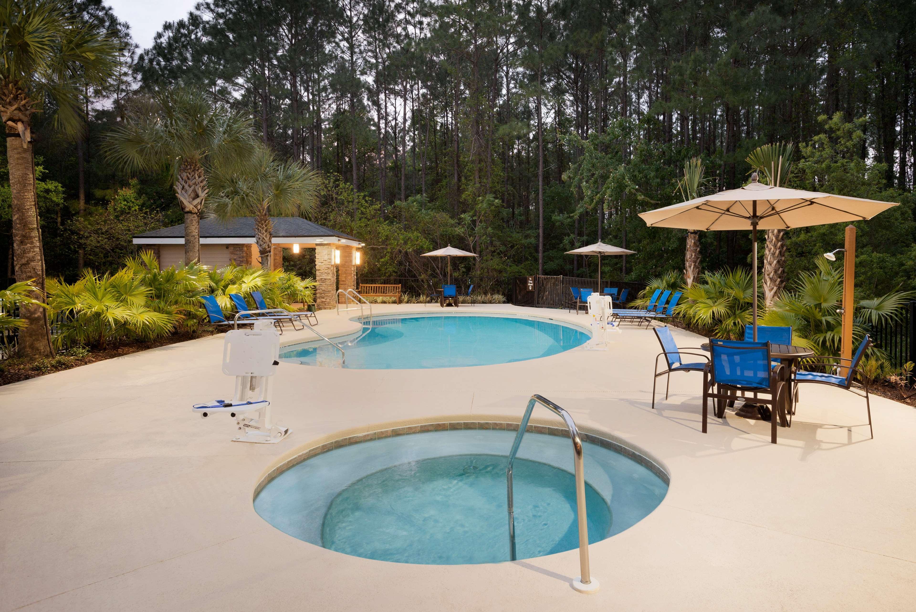 Homewood Suites Jacksonville Deerwood Park Экстерьер фото