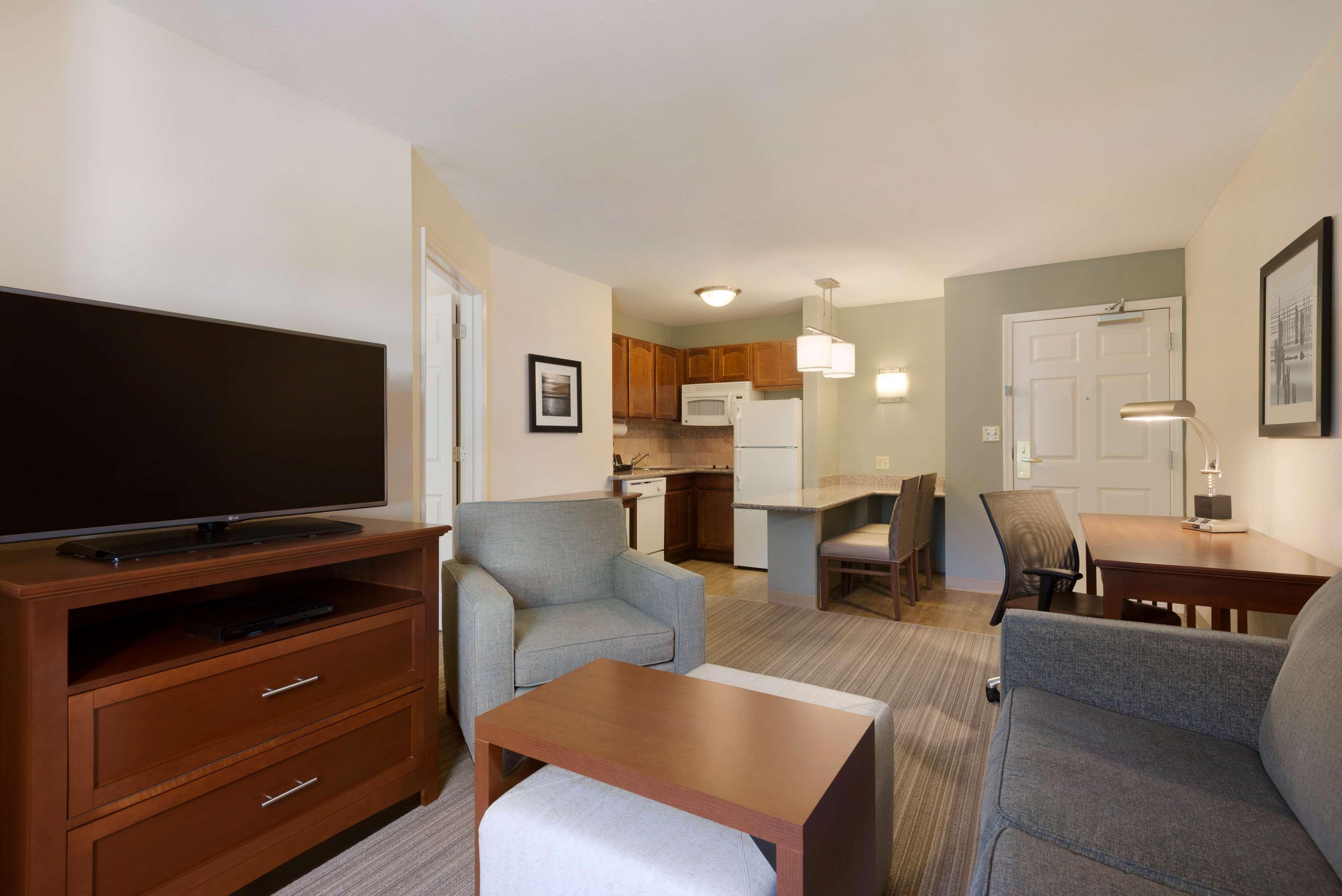 Homewood Suites Jacksonville Deerwood Park Экстерьер фото