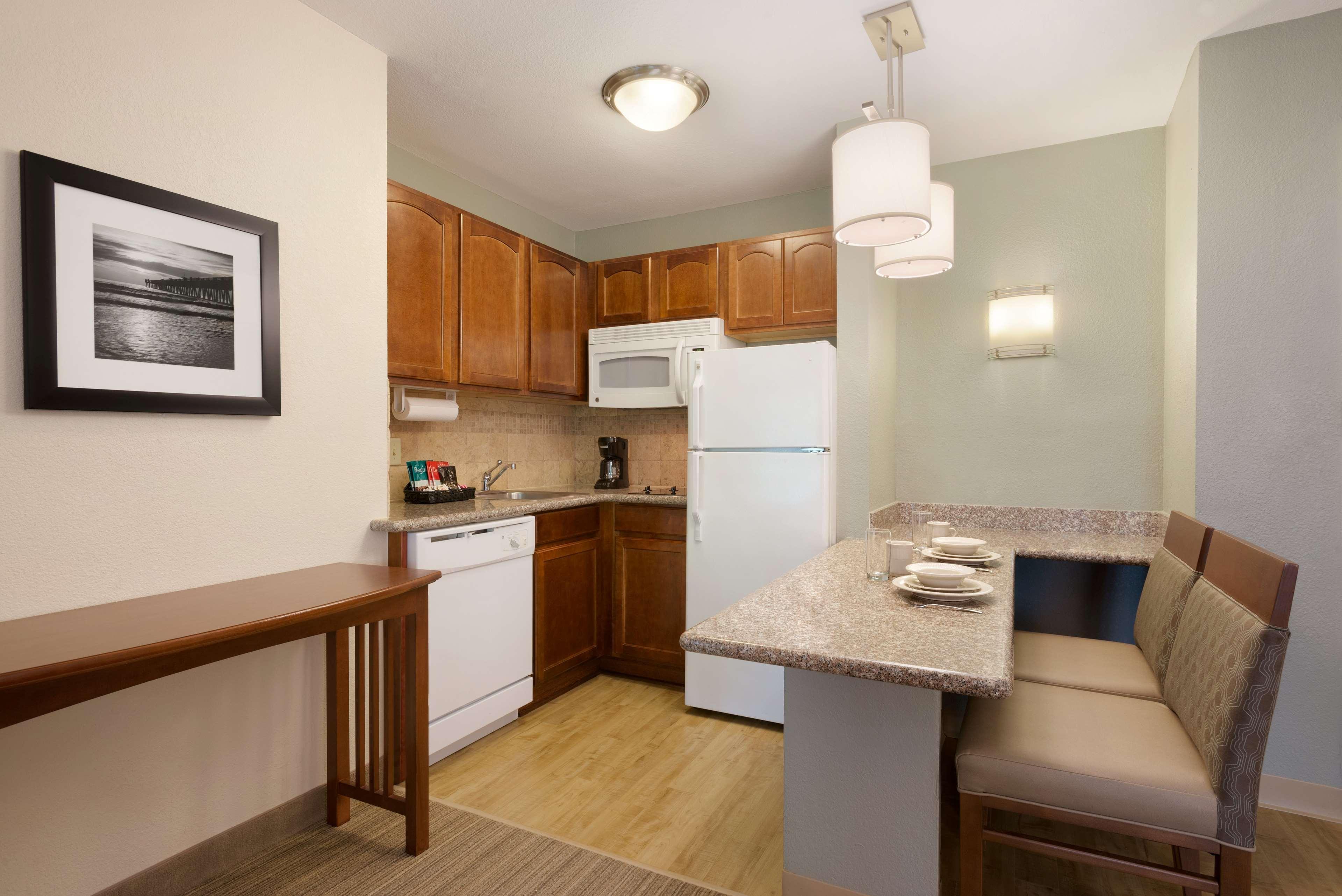 Homewood Suites Jacksonville Deerwood Park Экстерьер фото